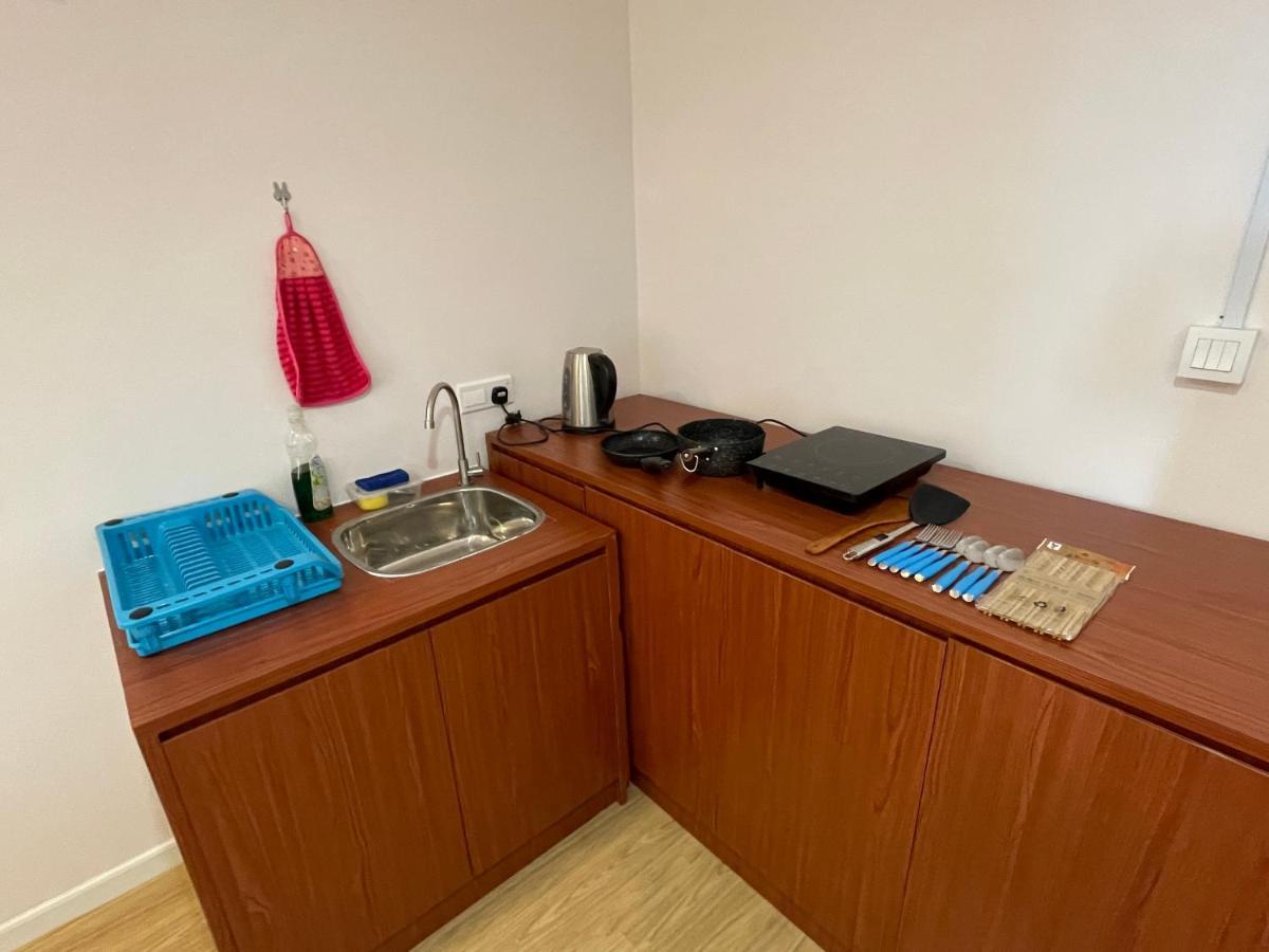 Aru Suites Homestay Wifi,Carpark,24H Check In,Water Filter By R2 Residence Kota Kinabalu Kültér fotó